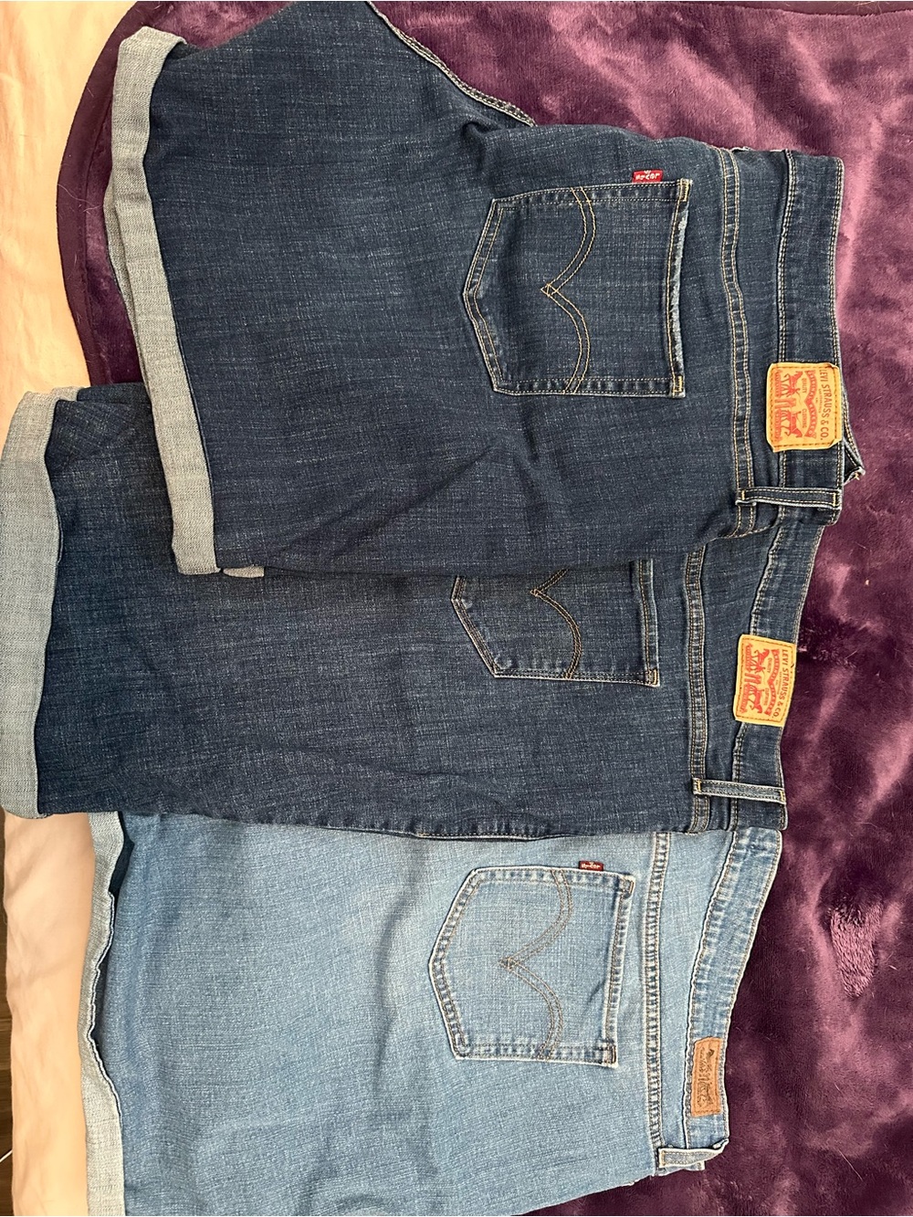 Levi's Women's Jean shorts - Dark Indigo and Light Blue - varying lengths